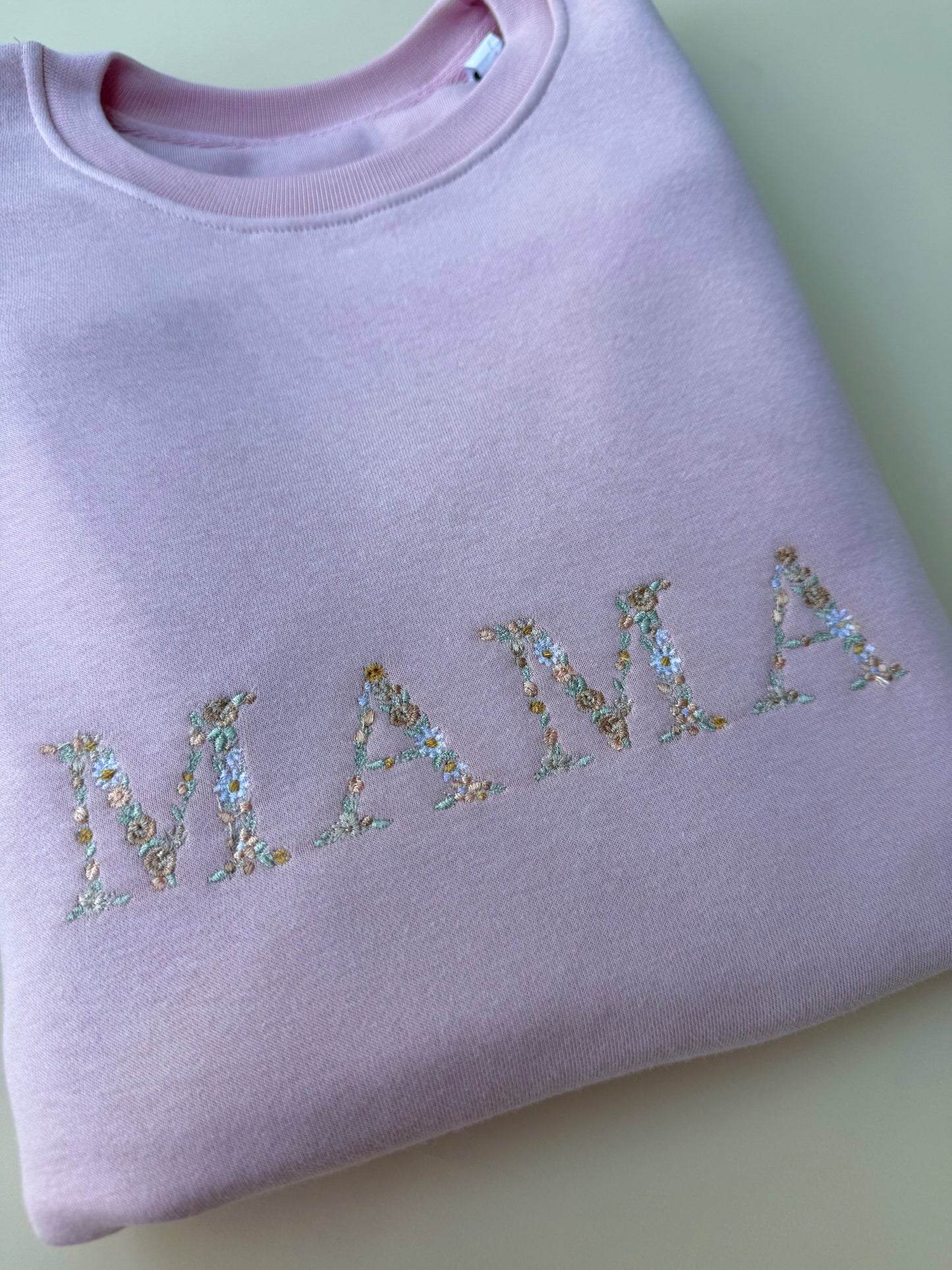 MAMA floral pink sweatshirt Size Medium
