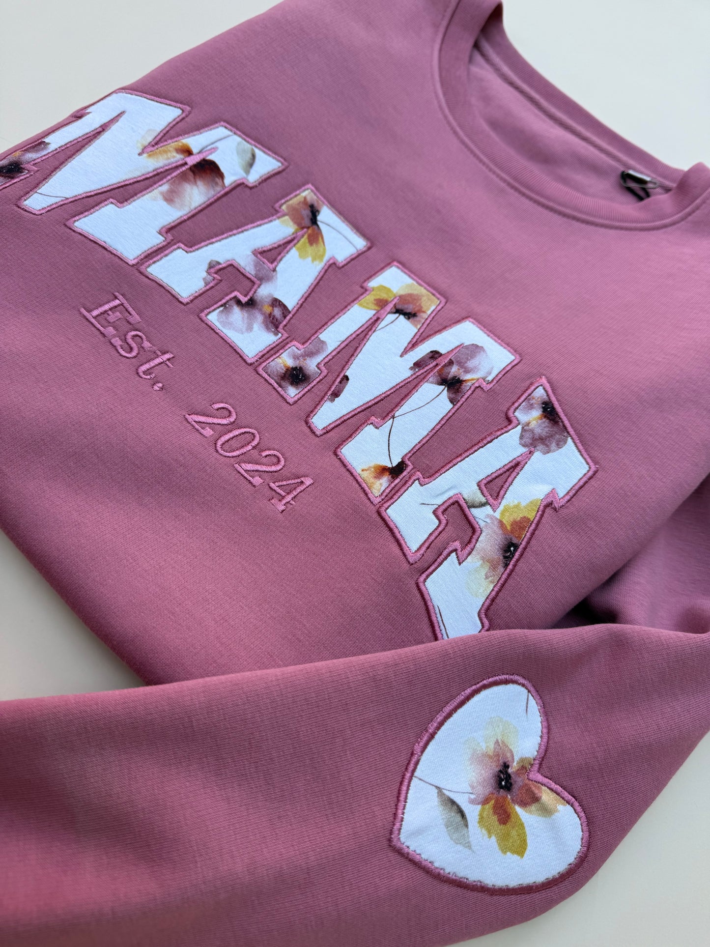 MAMA Est.2024 sweatshirt size Large